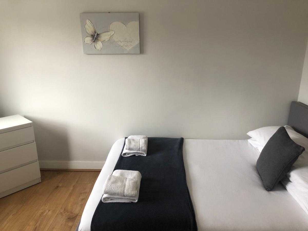 2 Bedroom Large First Floor Apartment With Free Parking Loughborough Exterior foto