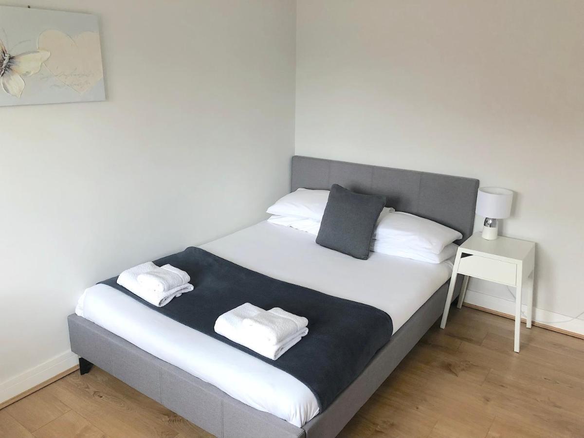 2 Bedroom Large First Floor Apartment With Free Parking Loughborough Exterior foto